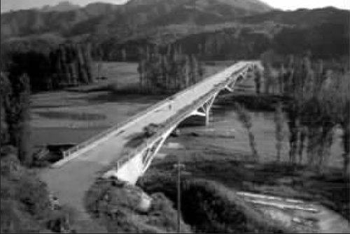 �����׺��ű����ػ���ѹ�� ����������W��(ͼ)